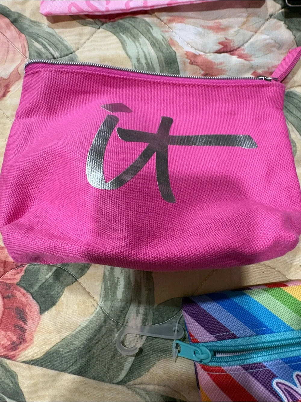 Pink 'it' Cosmetic Pouch — Bright Pink Makeup Bag